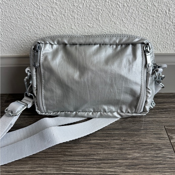Kipling waist crossbody bag silver - Picture 3 of 6